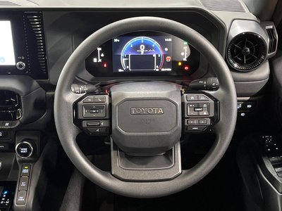 TOYOTA LAND CRUISER 250 - 8