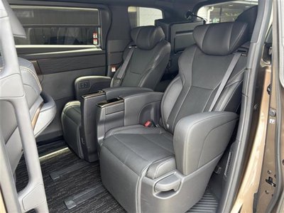 2025 Toyota ALPHARD 缩略图 17