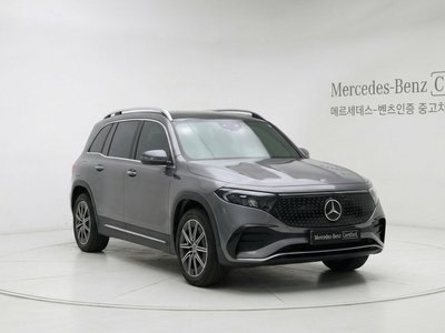 2025 Mercedes-BENZ EQB photo 1