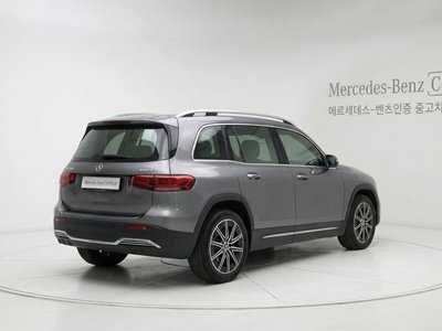 2025 Mercedes-BENZ EQB photo 5