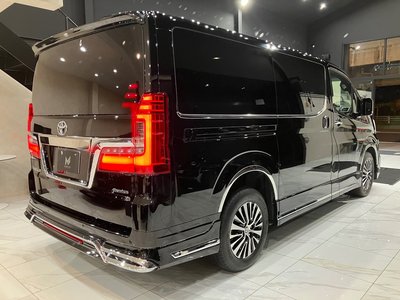 TOYOTA GRAND ACE - 7