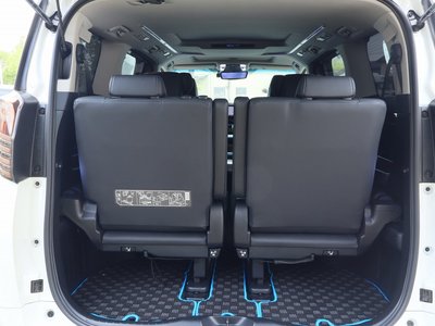 2022 Toyota ALPHARD thumbnail 19