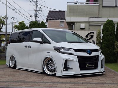 2022 Toyota ALPHARD — фото 3