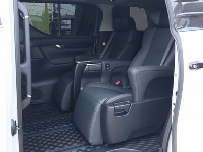 2022 Toyota ALPHARD thumbnail 18
