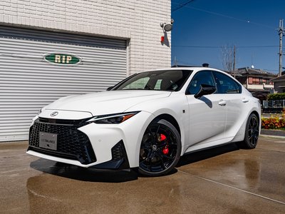 LEXUS IS - 3