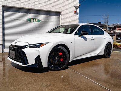 LEXUS IS - 4