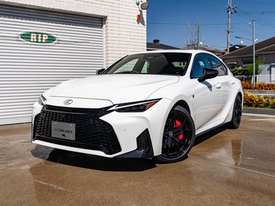 LEXUS IS - 1