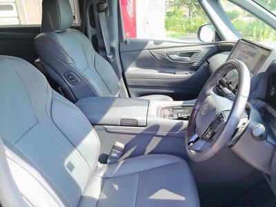 2025 TOYOTA ALPHARD 缩略图 11