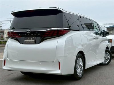 2026 TOYOTA ALPHARD — фото 10