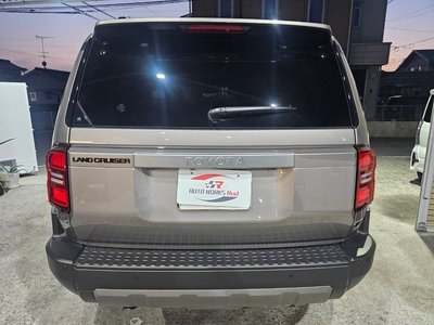 TOYOTA LAND CRUISER 250 - 10