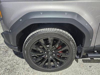 TOYOTA LAND CRUISER 250 - 7