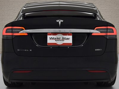 صورة 6 لـ 2018 Tesla MODEL X