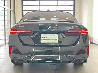 صورة 8 لـ 2026 BMW 5 SERIES