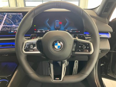 صورة 3 لـ 2026 BMW 5 SERIES