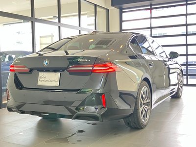 2026 BMW 5 SERIES — миниатюра 11