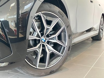 2026 BMW 5 SERIES — миниатюра 19