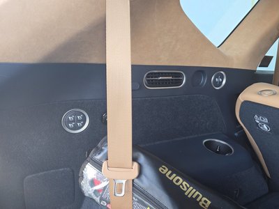 2023 Genesis GV80 thumbnail 17