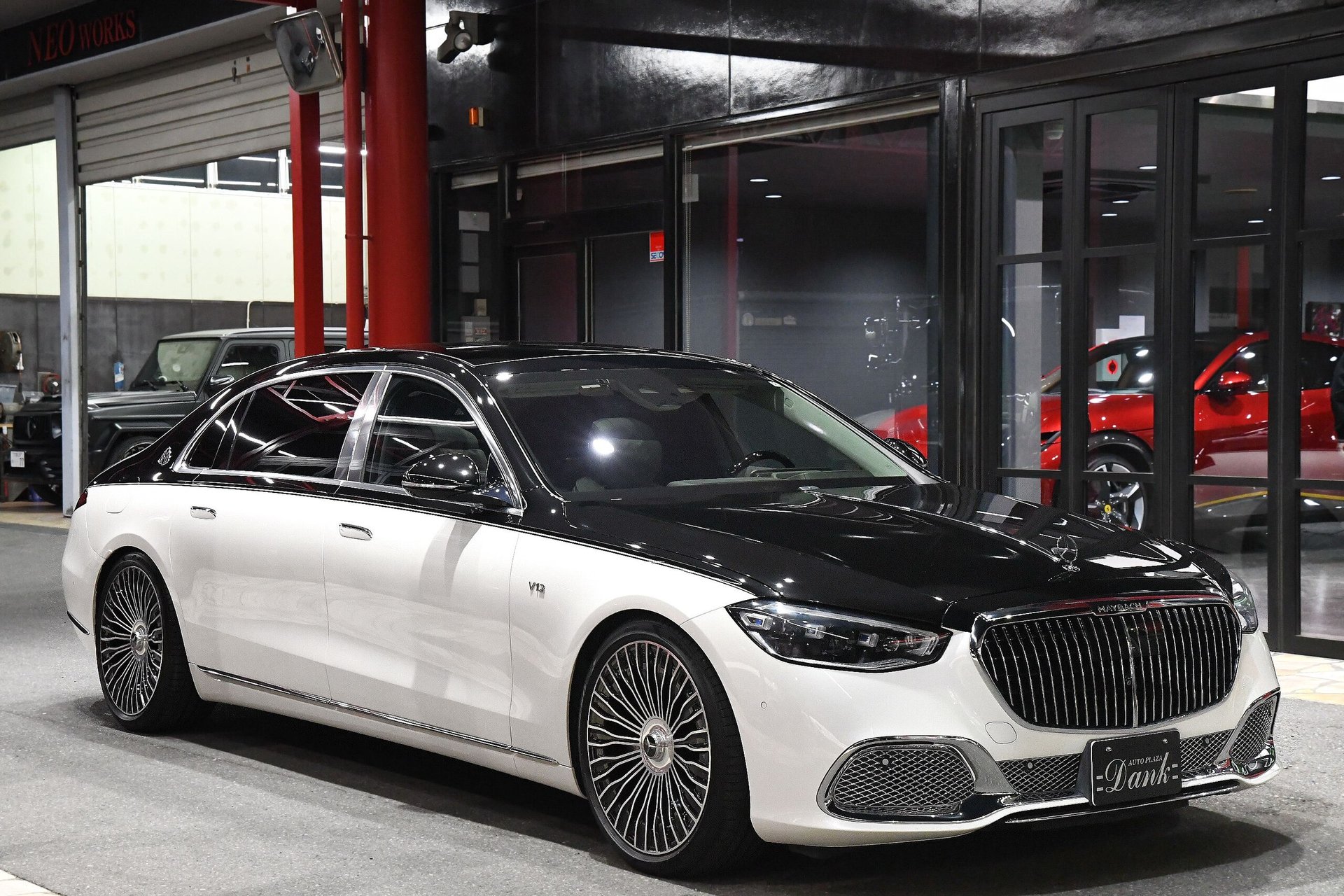 MERCEDES-BENZ S-CLASS MAYBACH - View 1