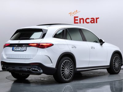 2025 Mercedes-BENZ GLC — фото 4