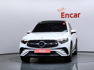 2025 Mercedes-BENZ GLC — фото 2