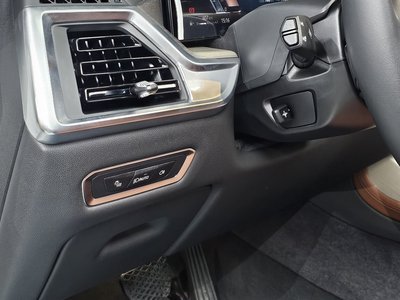 صورة مصغرة 22 لـ 2025 BMW X7