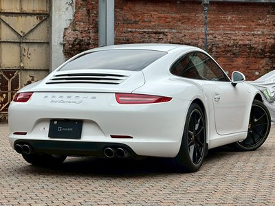 PORSCHE 911 - 8