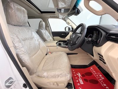 TOYOTA LAND CRUISER 300 - 4