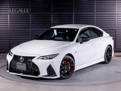 LEXUS IS - 1