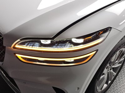 2021 Genesis GV70 photo 9