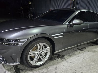 2022 Genesis G90 (RS4) 照片 1