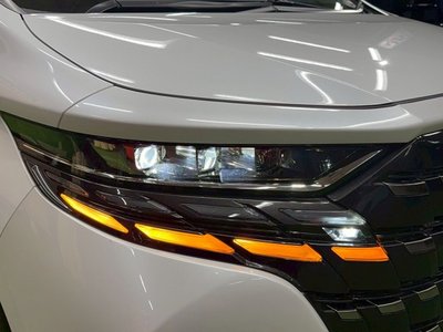 2025 Toyota ALPHARD — миниатюра 32