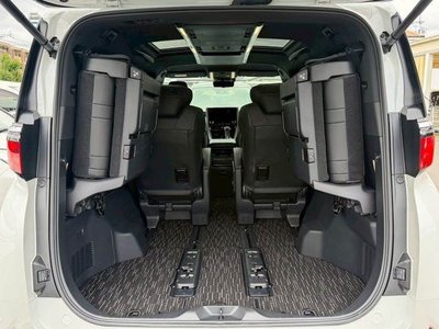 2025 Toyota ALPHARD — миниатюра 22