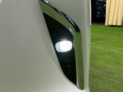 2025 Toyota ALPHARD — миниатюра 30