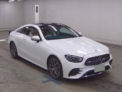 MERCEDES-BENZ E-CLASS - 1