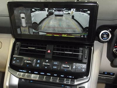 TOYOTA LAND CRUISER 300 - 4