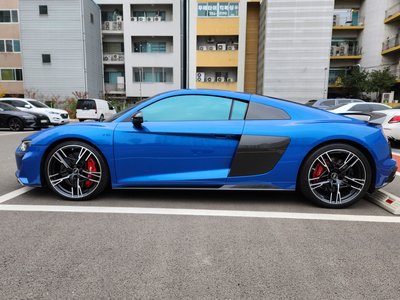 AUDI R8 - 2