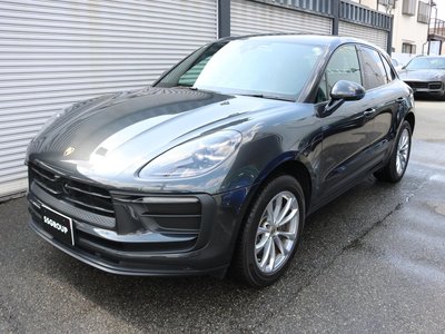 2021 Porsche MACAN photo 6
