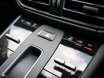 2021 Porsche MACAN 缩略图 22