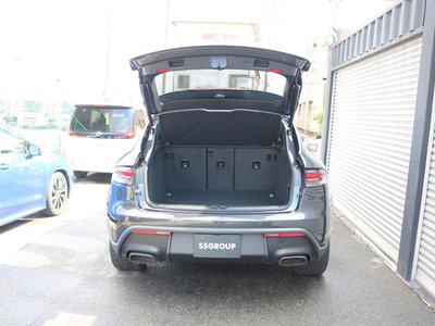 2021 Porsche MACAN 缩略图 38