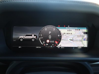 LAND ROVER DEFENDER - 8