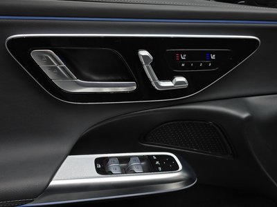 2025 Mercedes-BENZ E-CLASS 缩略图 21