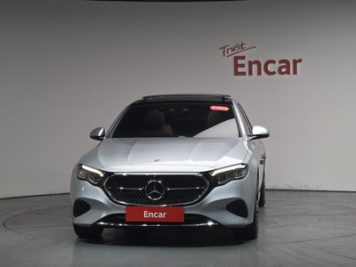 MERCEDES-BENZ E-CLASS - 3