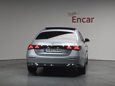 MERCEDES-BENZ E-CLASS - 4