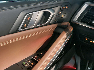 صورة 10 لـ 2025 BMW X6