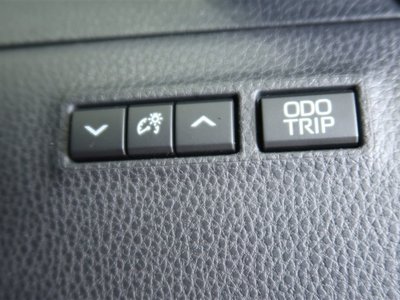صورة مصغرة 19 لـ 2023 Toyota CROWN SPORT