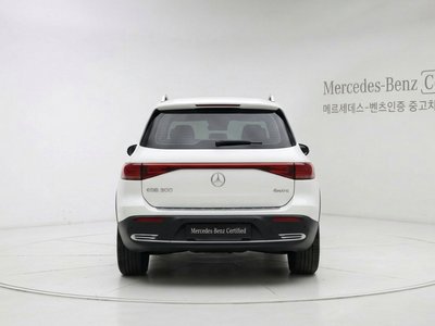 2025 Mercedes-BENZ EQB 照片 3