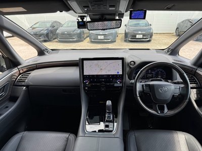 2023 Toyota ALPHARD — фото 2