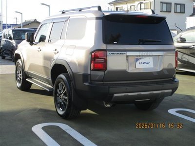 TOYOTA LAND CRUISER 250 - 6