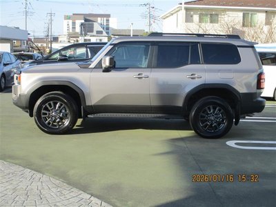 TOYOTA LAND CRUISER 250 - 5