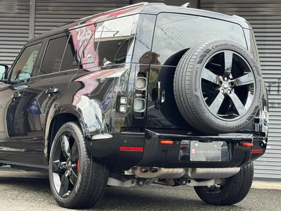 صورة 10 لـ 2023 LAND Rover DEFENDER